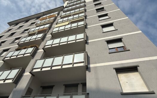 SIGNORILE MQ 127 CON POSTO AUTO