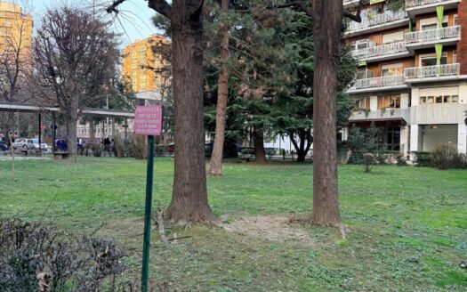 SIGNORILE, RISTRUTTURATO E ARREDATO, UNDICESIMO PIANO CON POSTO AUTO