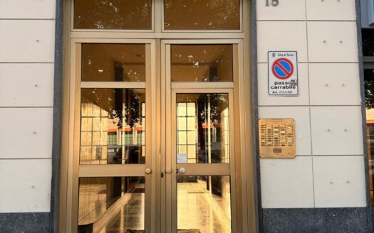 PERFETTO PER TRE STUDENTI, TRE CAMERE E CUCINA.